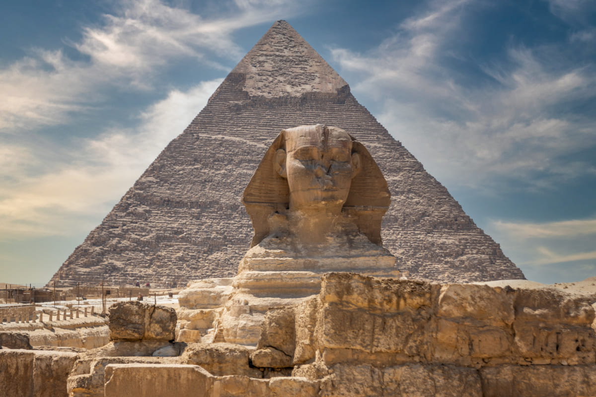 カフラー王のピラミッドと大スフィンクス